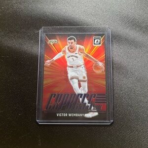 San Antonio Spurs Victor Wembanyama Express Lane Basketball Trading Card